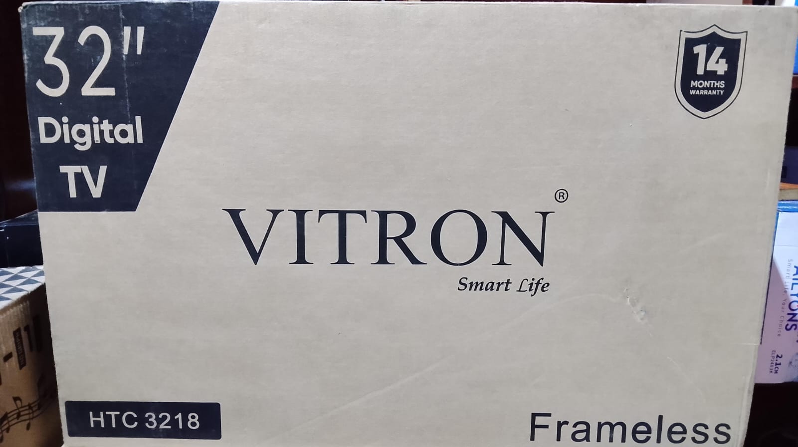 Vitron 32" Digital TV — view 2